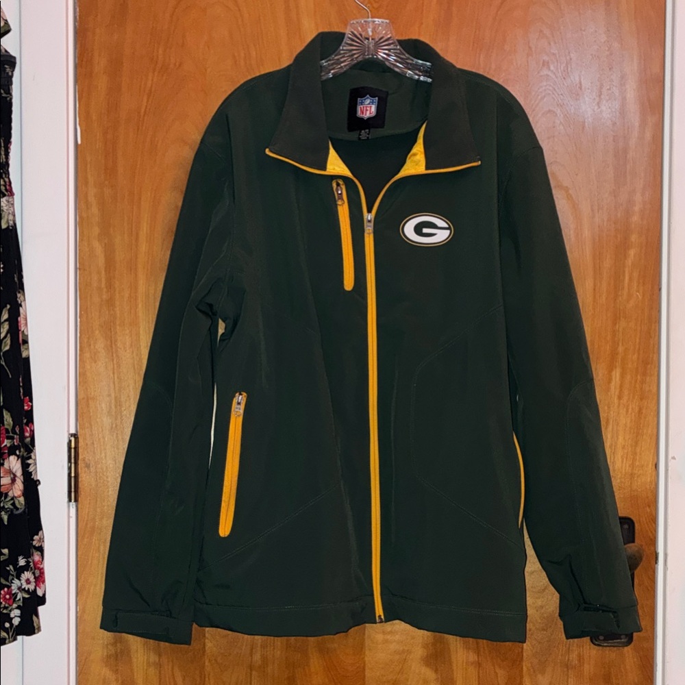 Men’s Green Bay Packers Jacket Fleece Lined Windbreaker NFL Green Coat - Size XL